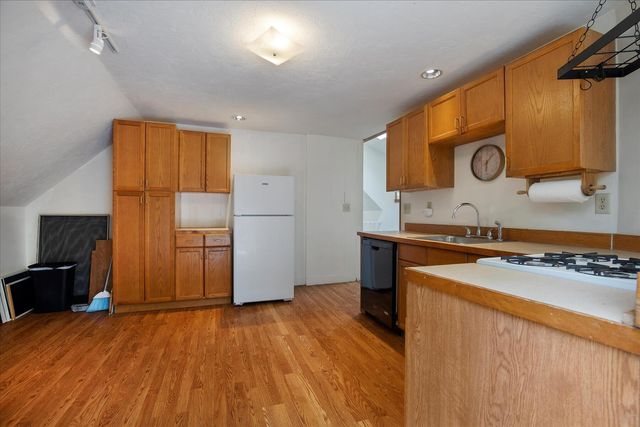 820 MA-28, Harwich Port, MA 02646