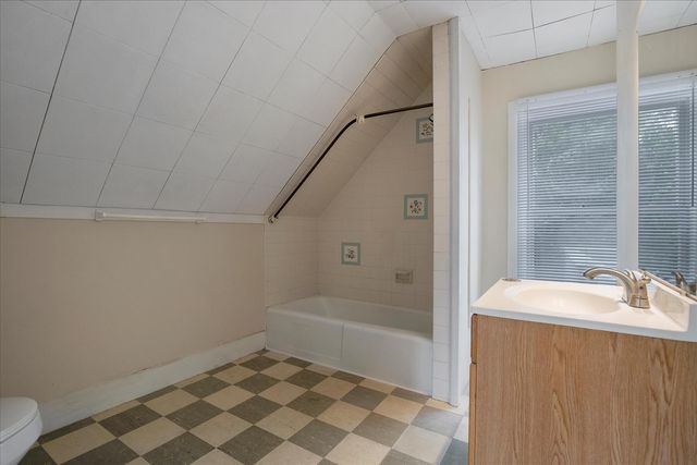 820 MA-28, Harwich Port, MA 02646