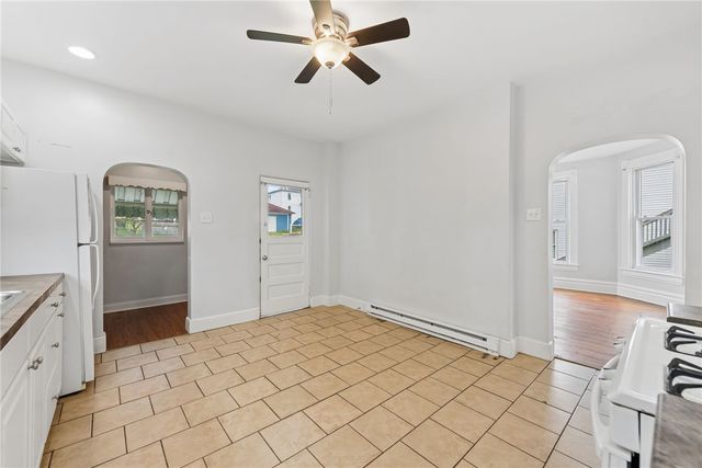 512 Sidney St, City Of Greensburg, PA 15601