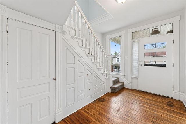 512 Sidney St, City Of Greensburg, PA 15601