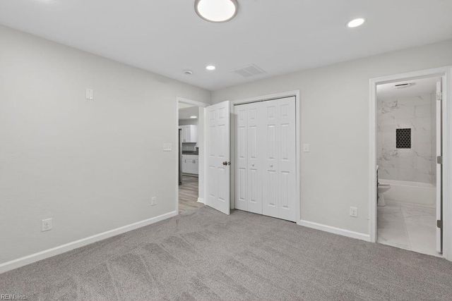 9607 Whit AVE, Norfolk, VA 23503