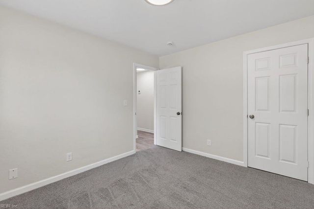 9607 Whit AVE, Norfolk, VA 23503