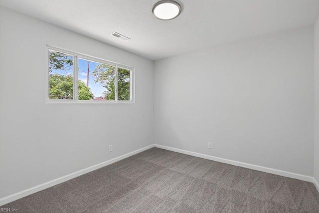 9607 Whit AVE, Norfolk, VA 23503