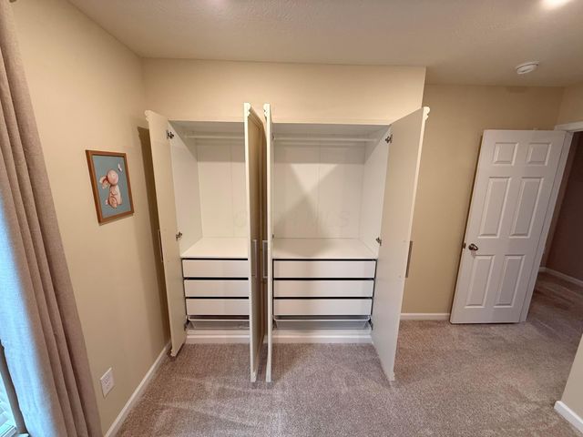 5366 Shannon Square Drive, Canal Winchester, OH 43110