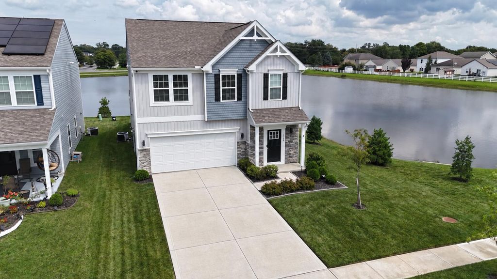 5366 Shannon Square Drive, Canal Winchester, OH 43110