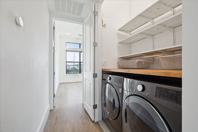 2401 Crawford Street C4A, Houston, TX 77004