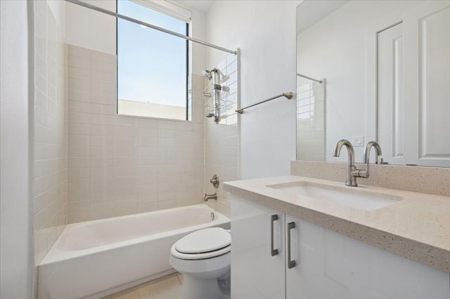 2401 Crawford Street C4A, Houston, TX 77004