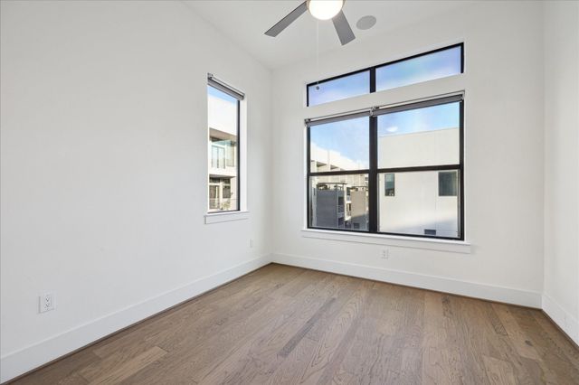 2401 Crawford Street C4A, Houston, TX 77004