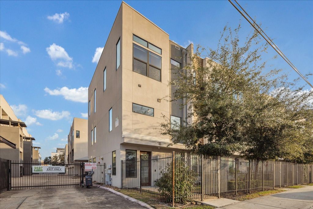 2401 Crawford Street C4A, Houston, TX 77004