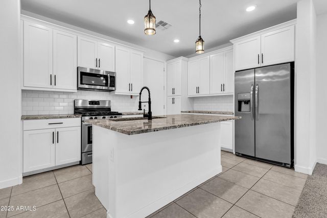 4077 S SABRINA Drive 109, Chandler, AZ 85248