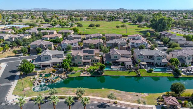 4077 S SABRINA Drive 109, Chandler, AZ 85248