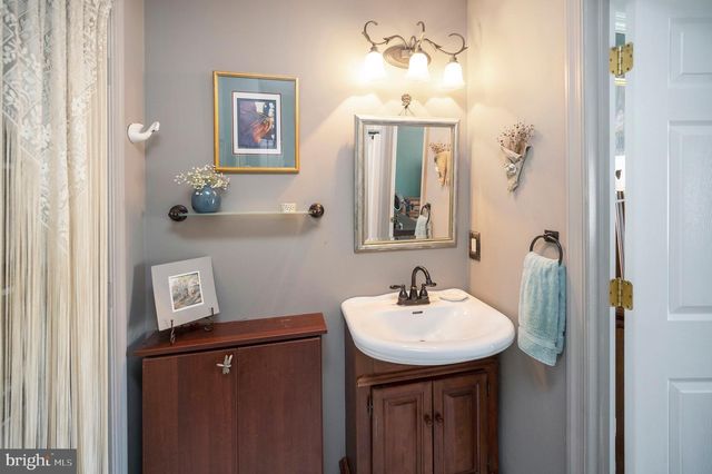 119 WASHINGTON ST, Locust Grove, VA 22508