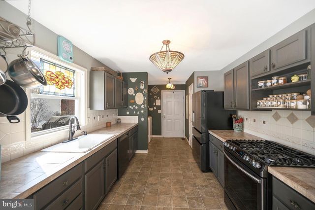 119 WASHINGTON ST, Locust Grove, VA 22508