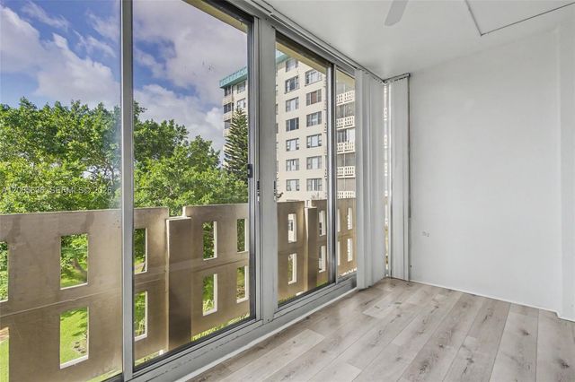 4330 Hillcrest Drive 405, Hollywood, FL 33021