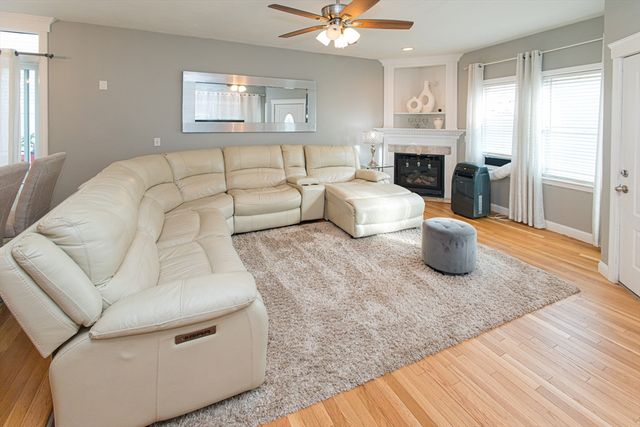 120 Arlington St, Framingham, MA 01702