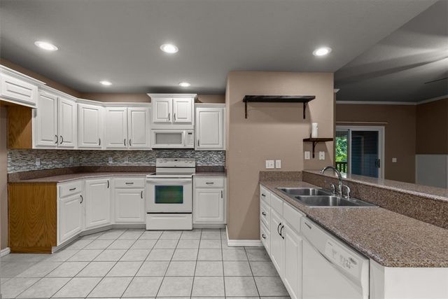 20 Westmorland Drive, Bella Vista, AR 72714