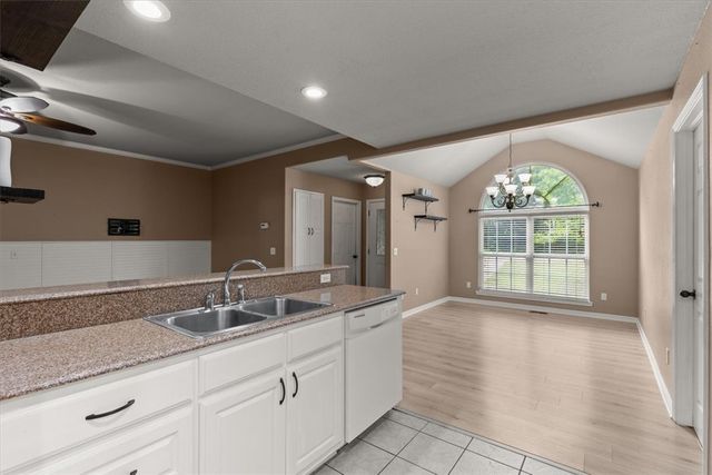 20 Westmorland Drive, Bella Vista, AR 72714