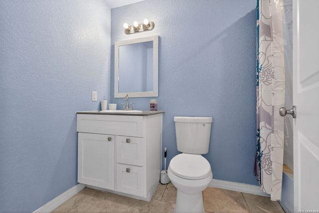 4326 Waterwood Pass, Elmendorf, TX 78112