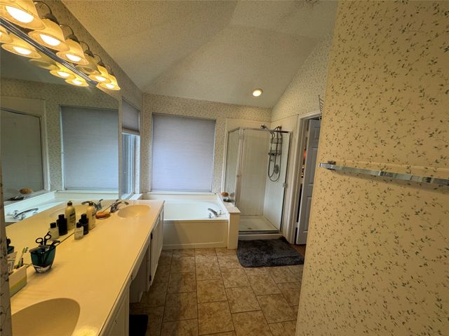 1236 Quaker Lane, Lewisville, TX 75077