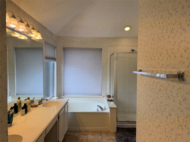 1236 Quaker Lane, Lewisville, TX 75077