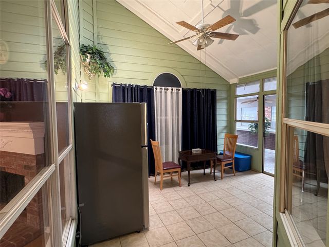 1236 Quaker Lane, Lewisville, TX 75077