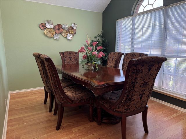 1236 Quaker Lane, Lewisville, TX 75077