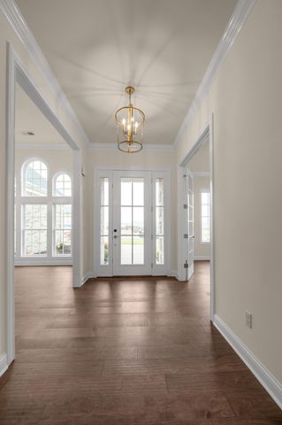 376 Weston Park, Lexington, KY 40515