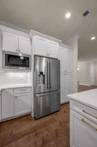 376 Weston Park, Lexington, KY 40515