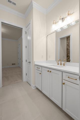 376 Weston Park, Lexington, KY 40515