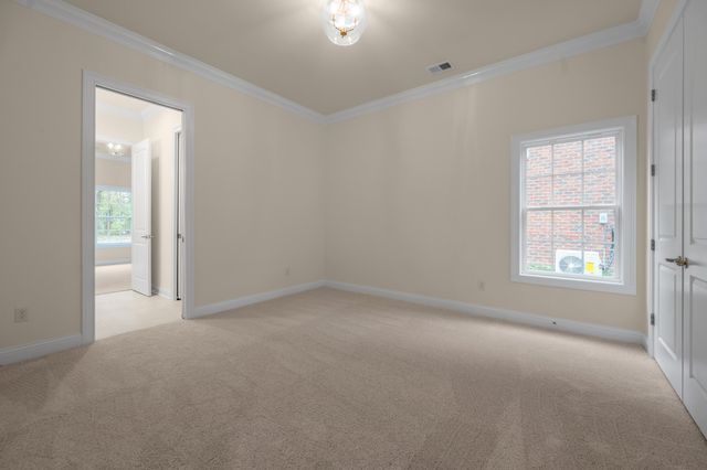 376 Weston Park, Lexington, KY 40515