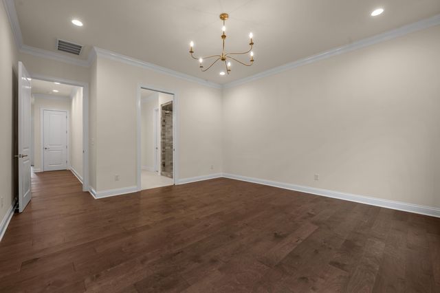 376 Weston Park, Lexington, KY 40515