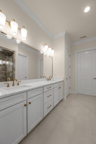 376 Weston Park, Lexington, KY 40515