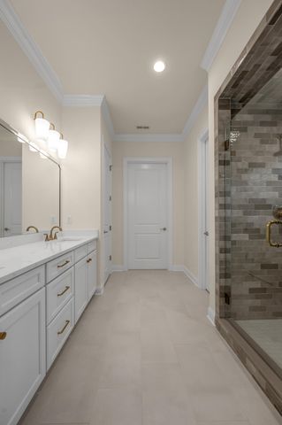 376 Weston Park, Lexington, KY 40515