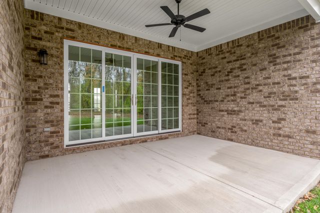 376 Weston Park, Lexington, KY 40515