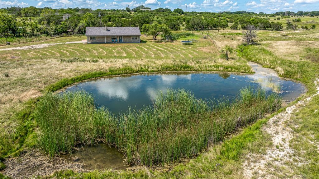 31081 E State Highway 6, Hico, TX 76457