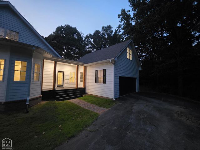 315 Mountain Home Road, Paragould, AR 72450
