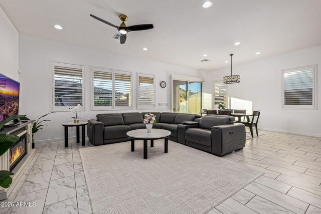 22106 N 59TH Way, Phoenix, AZ 85054