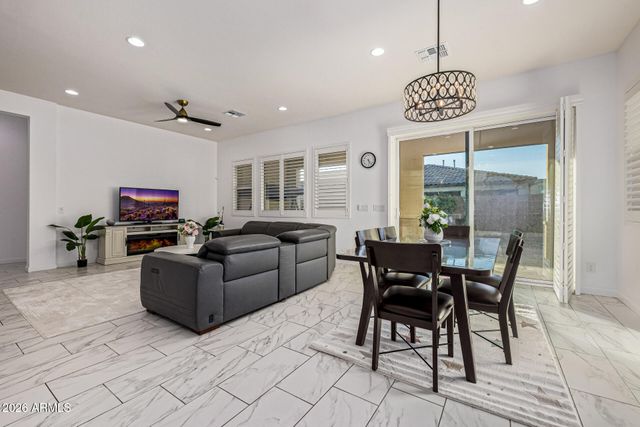 22106 N 59TH Way, Phoenix, AZ 85054