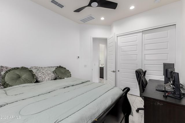 22106 N 59TH Way, Phoenix, AZ 85054