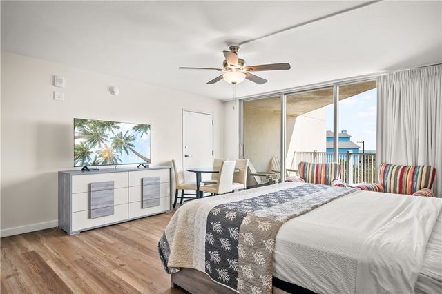 800 Sandcastle Dr 132, Port Aransas, TX 78373