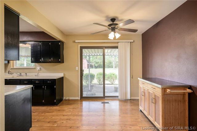 6303 Eric Drive, Floyds Knobs, IN 47119