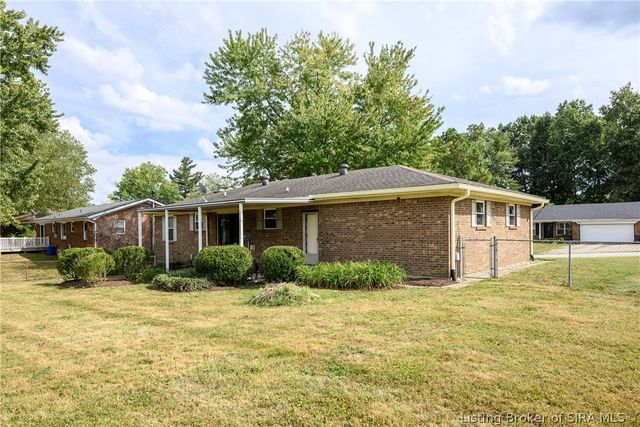 6303 Eric Drive, Floyds Knobs, IN 47119