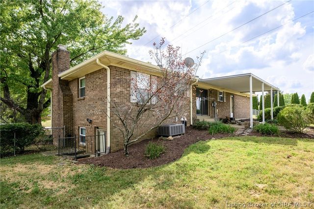 6303 Eric Drive, Floyds Knobs, IN 47119