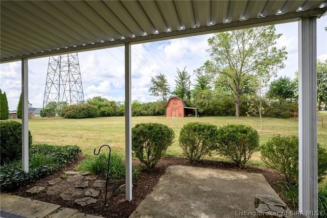 6303 Eric Drive, Floyds Knobs, IN 47119