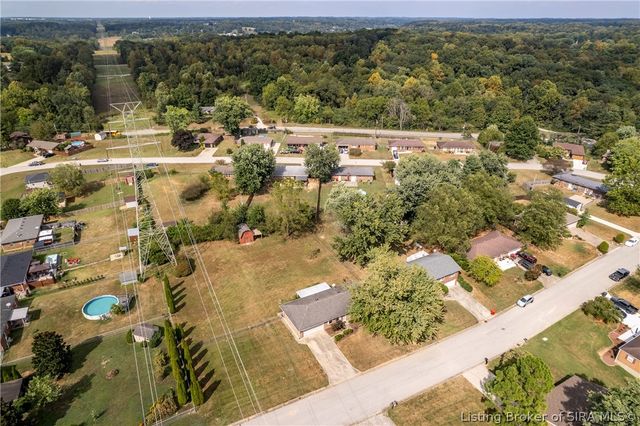 6303 Eric Drive, Floyds Knobs, IN 47119