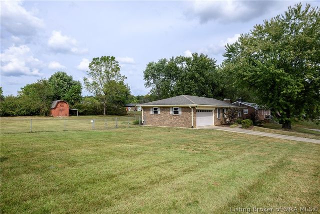 6303 Eric Drive, Floyds Knobs, IN 47119