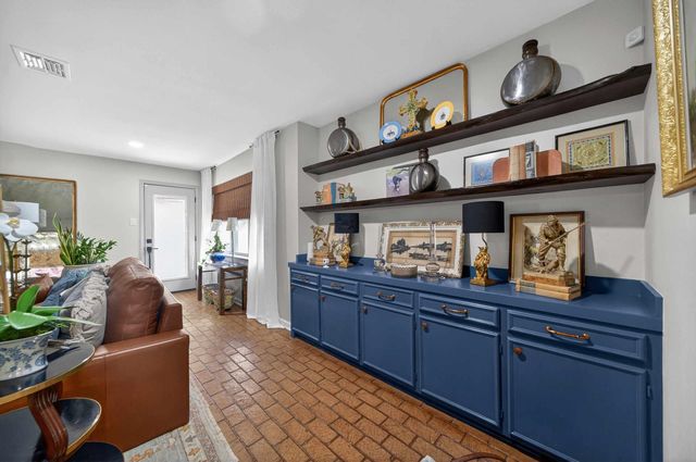 3918 Fry Ave, Tyler, TX 75701