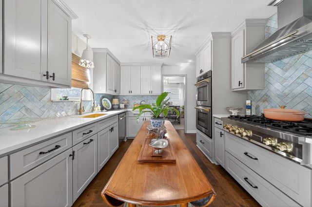 3918 Fry Ave, Tyler, TX 75701