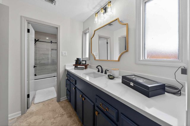 3918 Fry Ave, Tyler, TX 75701