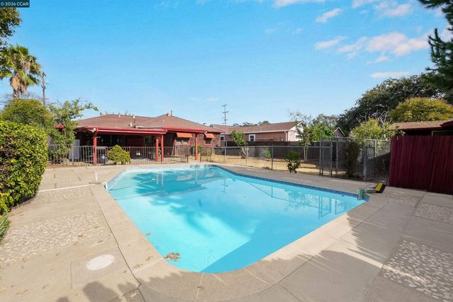 1193 Almendra Court, Concord, CA 94518